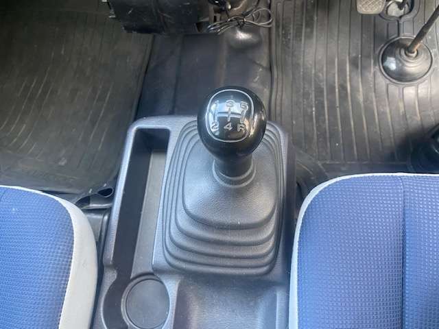 車両に関して、ご不明な点やご質問等ございましたらお気軽にご連絡下さい。無料電話0066-9757-676311までお電話いただけましたら、スタッフがお答えします。よろしくお願いします。