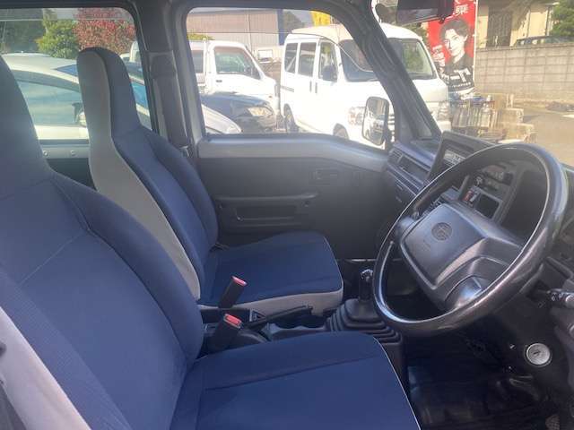 車両に関して、ご不明な点やご質問等ございましたらお気軽にご連絡下さい。無料電話0066-9757-676311までお電話いただけましたら、スタッフがお答えします。よろしくお願いします。