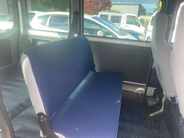 車両に関して、ご不明な点やご質問等ございましたらお気軽にご連絡下さい。無料電話0066-9757-676311までお電話いただけましたら、スタッフがお答えします。よろしくお願いします。