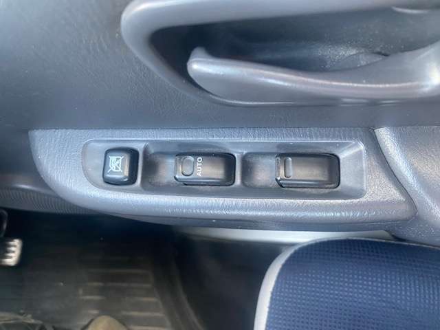 車両に関して、ご不明な点やご質問等ございましたらお気軽にご連絡下さい。無料電話0066-9757-676311までお電話いただけましたら、スタッフがお答えします。よろしくお願いします。