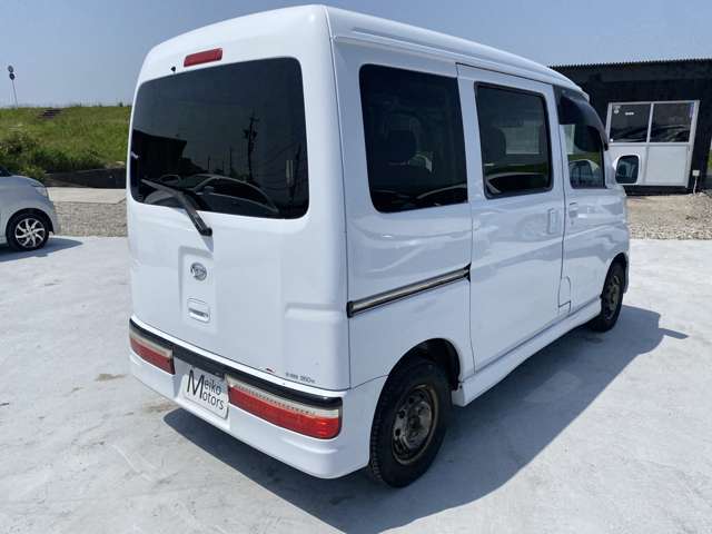 当店は、東名阪自動車道の長島ICから6分（2.8キロ）です。