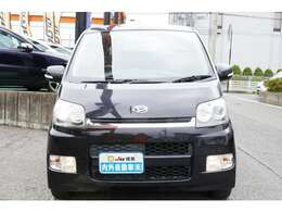 奥様のくつろぎ空間も充実！おいしいコーヒーでも！旦那様にはアフターパーツコーナーに！ついつい時間が経つのを忘れてしまう。車選びも大切だけど、お店選びにも拘ってみてください！