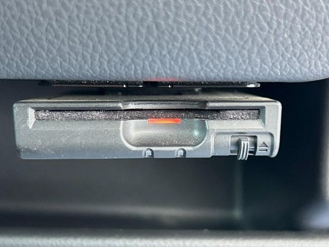 【ETC】高速道路の料金所をストレスなく通過！話題のスポットやサービスエリアに多い「スマートIC」利用時は必須のアイテムです。当店でセットアップを実施、ご納車当日からすぐにご利用いただけます！
