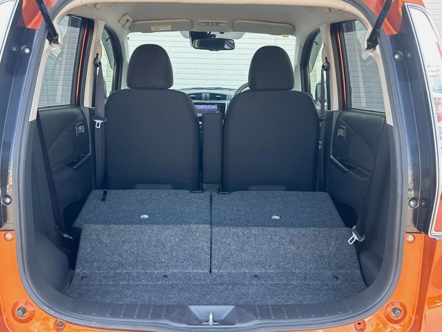 ドライバーによって運転しやすいポジションは異なり、あの車はどうなのか不安なこともありますよね。気になるお車は店頭で乗り込んでご確認いただけます♪