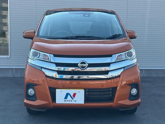 ●ネクステージ西明石店は拘りの輸入車からミニバン、SUV、コンパクトカー、軽自動車まで幅広く在庫車を展示中です♪