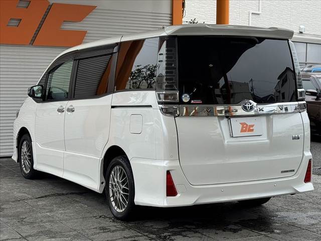 気になる車両などあれば、すぐにお問合せ下さい！右のカーセンサー専用ダイヤルからお電話いただくとスタッフがご質問にお答えいたします。