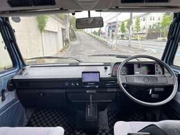 修復歴無し・ディーラー車・右ハンドル・3列シート・7人乗り・サイドオーニング・ルーフキャリア・ナビTV・バックモニター・ETC・KONI足回り・RR車両最終モデル