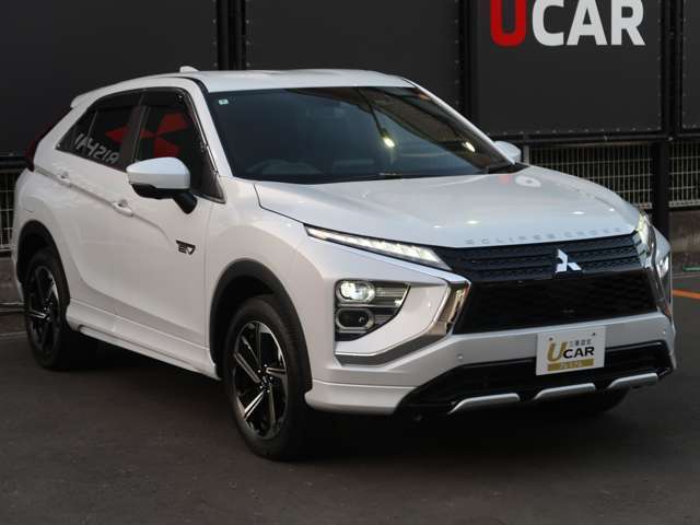 衝突被害軽減ブレーキ　車線逸脱警報　誤発進抑制機能