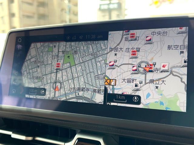 【メーカー純正ナビ】インテリアに溶け込むスタイリッシュな「専用設計」メーカーナビを装備♪視認性や操作性など基本性能にも優れ、より上質なカーライフをお楽しみいただけます。