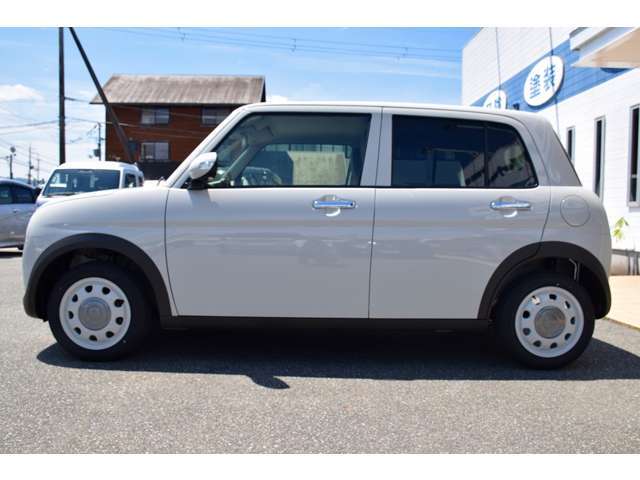 ●展示車は全台プロの査定士による鑑定付きだから安心の品質保証です。ご安心してお乗り頂けます●無料通話【TEL：0078-6002-838529】