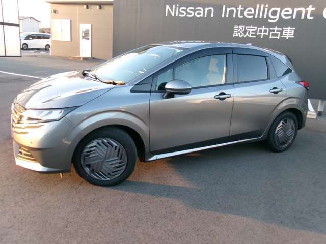 横からの見た目も、スタイリッシュです。視点も高いので、見晴らしも良く、運転しやすいです。