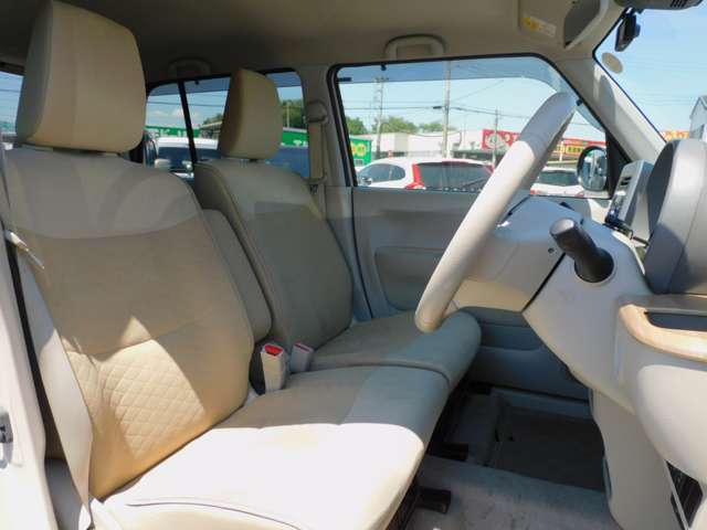 車買ってもメンテナンスも車検もお金かかるしな・・・そうお考えの方はぜひ新車リースをご検討ください！月々定額で新車に乗れます♪
