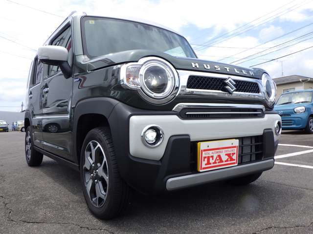 軽の届出済未使用車、5,000km未満走行のチョイ乗り車、走行3万km以下の優良中古車が揃ってます。新車も国産メーカーならどんどん売ってます。実は非常に安いんです。