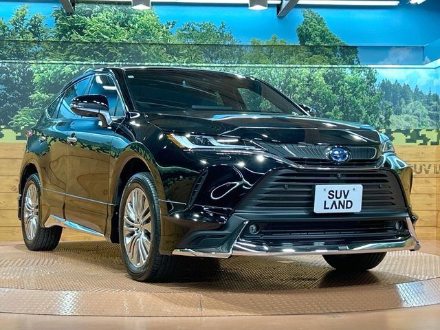 大好評のボディコーティング「弾スプラッシュコート」もご納車までに施工可能。通常のガラスコートと異なる、耐久年数6年の無機質ガラスコーティングが、ボディをキレイな状態に保ってくれます。