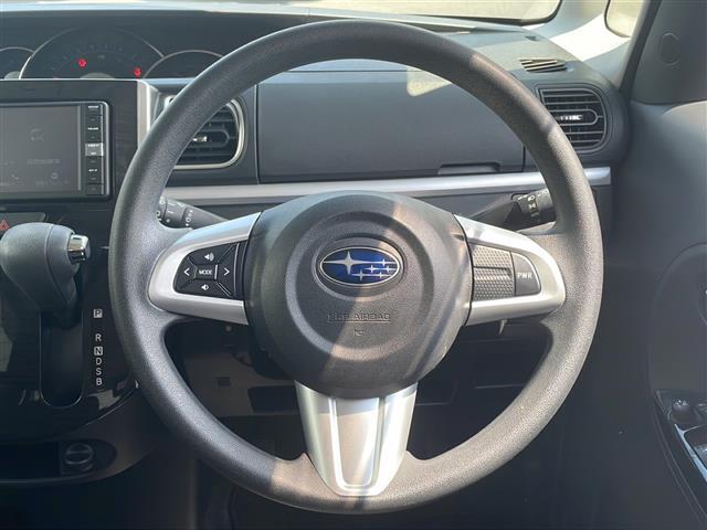 【ハンドル】安心の全車保証付き！（※部分保証、国産車は納車後3ヶ月、輸入車は納車後1ヶ月の保証期間となります）。その他長期保証(有償)もご用意しております！※長期保証を付帯できる車両には条件がございます。