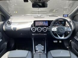 LIBERALAは、輸入車選びの新たなスタイルを提案するインポート・セレクト・ブランドです。オーナー様となる方がクルマから直接感じる感性を第一にした、最良の一台との出会いをコーディネートいたします。