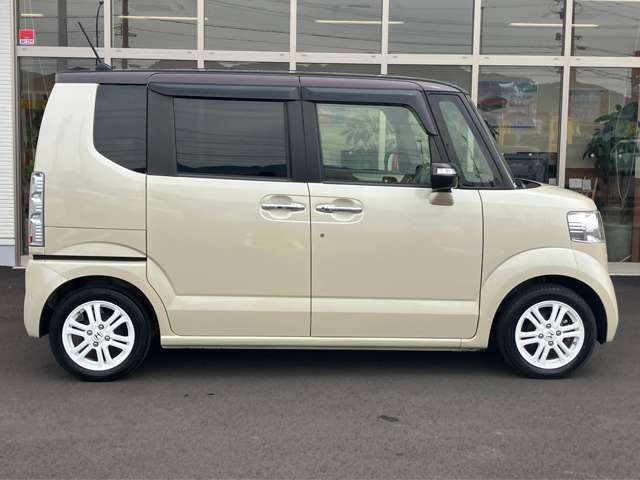車両は低走行・高品質車を厳選して展示しております！店頭にない車種や他店舗の在庫車両も一部車両を除きお取り寄せ陸送費は頂いておりません！お客様にぴったりの1台をご提案させていただきます！！