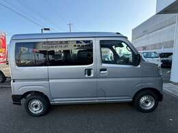 お問い合わせの際には『カーセンサーを見た』とお伝えください。当店スタッフが丁寧にご案内させていただきます。