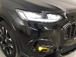 【LEDヘッドライト】ディスチャージヘッドライト（HID）と同等の明るさで、夜道や雨天走行が明るく視界良好！！　フォグライトも装備で、安心感さらにUPです♪安心ドライブを楽しんで下さい♪