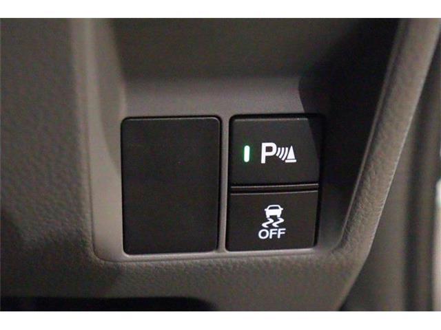 車両感覚を掴むことが苦手な方でも安心のクリアランスソナー付き！