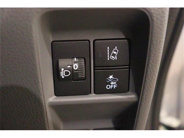 自動で障害物を検知してブレーキ補助をしてくれます！