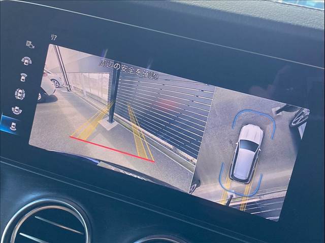 「アラウンドビューモニター」を装備で駐車が苦手な方でも安心です。