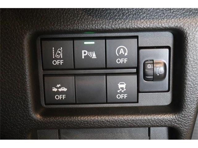 車両感覚を掴むことが苦手な方でも安心のクリアランスソナー付き！