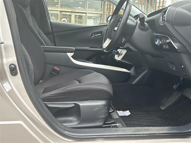 店舗にて現車の確認もいただけますので、お電話で在庫のご確認の上是非ご来店くださいませ！！！
