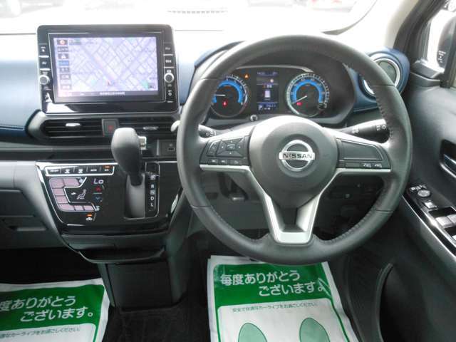 純正9インチナビ！Bluetooth！ハンズフリーフォン！CD！DVD！USB！バックカメラ！フルセグTV！気になるクルマが見つかりましたら、フリーコール＜0078-6002-840360＞までお問い合わせください！