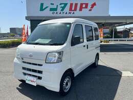 レンタカーは法律で6か月毎の法定点検が定められておりメンテンナンスもこまめにされており、整備記録簿等も残されています。
