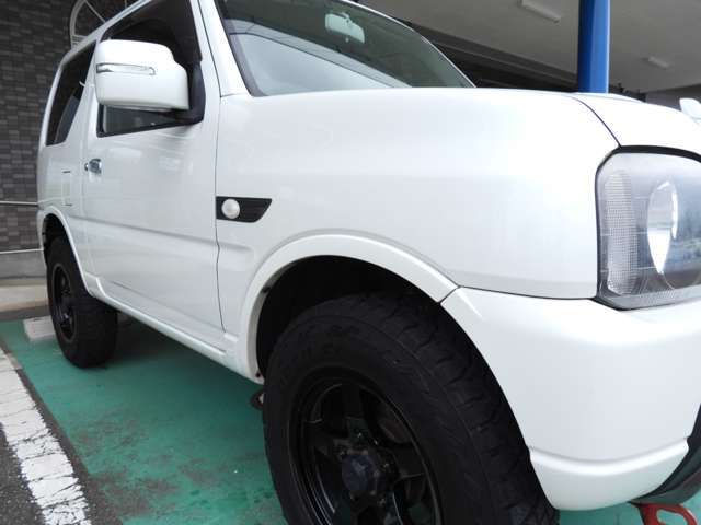 ☆雪道安心4WD☆ナビ付☆ワンオーナー☆禁煙車☆キーレスエントリー☆シートヒーター☆CD再生☆DVD再生☆