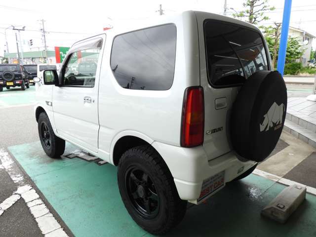 ☆雪道安心4WD☆ナビ付☆ワンオーナー☆禁煙車☆キーレスエントリー☆シートヒーター☆CD再生☆DVD再生☆