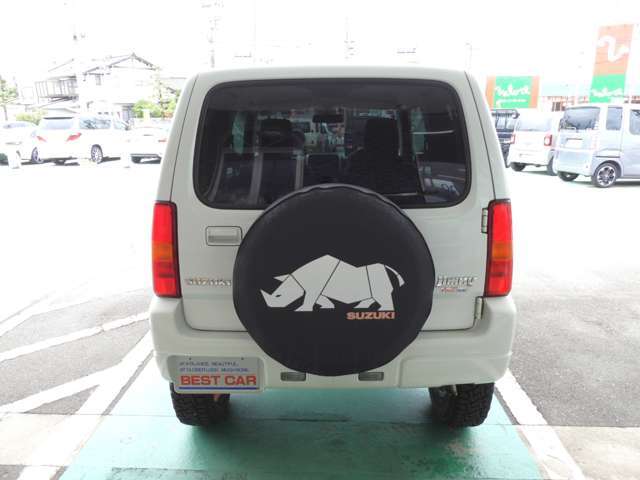 ☆雪道安心4WD☆ナビ付☆ワンオーナー☆禁煙車☆キーレスエントリー☆シートヒーター☆CD再生☆DVD再生☆