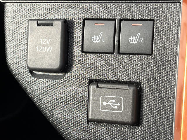 当店は「あいおいニッセイ同和損保」の代理店です☆22000社で唯一の特急代理店です！対応力に自信があります！