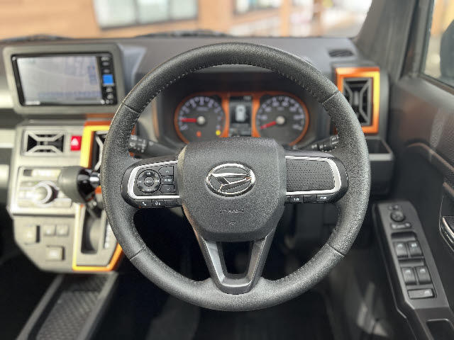 カーナビ・ドラレコなどの人気オプション品を毎週の市場調査から納得の価格でご提供可能です！価格に自信あり！！