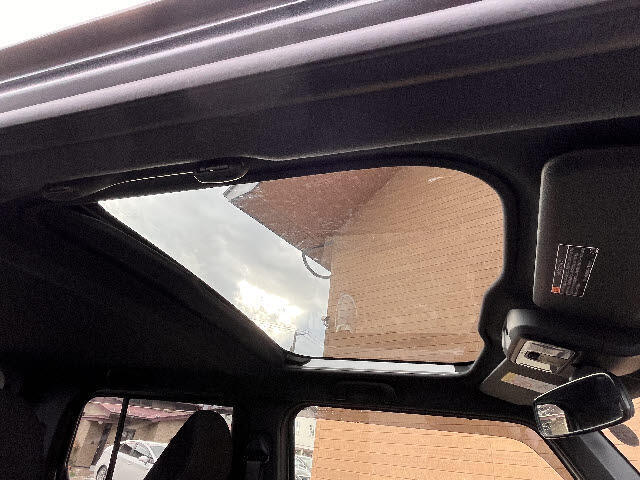 BCN郡山は県内最大級の展示場にて常時250台の特選中古車や登録済み未使用車を展示中！イオンタウン郡山の隣です☆