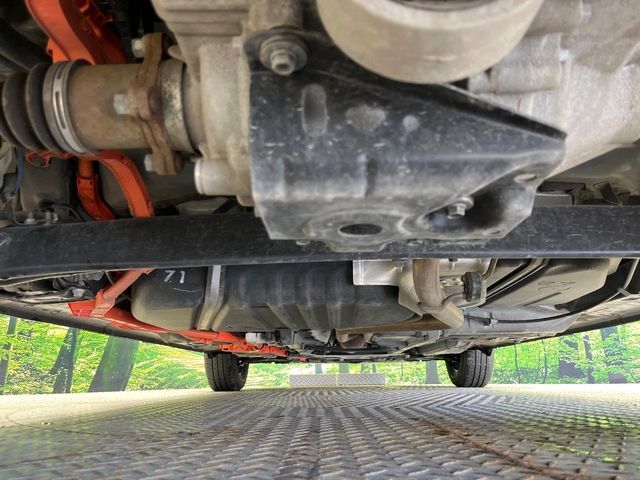 下回りがきれいなうちに、防錆加工の施工がオススメ。降雪地域はもちろん、沿岸部にお住いの方や、趣味でマリン・ウィンタースポーツをされる方にご好評いただいております。