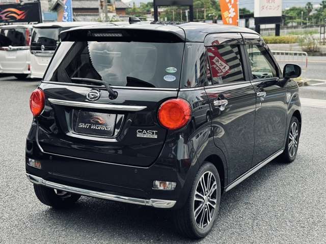 お写真でわかりにくい点ありましたら、お気軽にご連絡下さい♪SMTWORKS TEL：072-800-1266