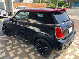 大人気のBMWミニF56ジョンクーパーワークスが入庫いたしました！！大変レアな6速マニュアルミッション車です！！！