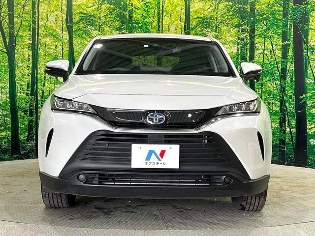 大好評を頂いておりますボディコートも好評受付中。高透明度のガラス皮膜で撥水はもちろん、上質なツヤ・光沢を実現。紫外線や酸性雨から大切な愛車を保護し、色あせ・劣化を防止。