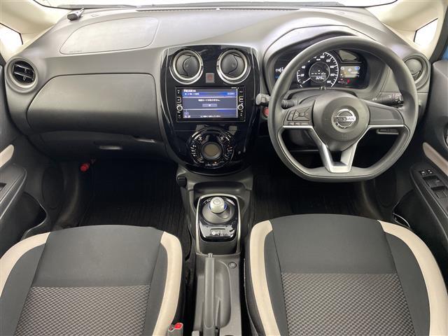 【インパネ全体】全方位で視界が広く、高い目線で運転もしやすいです！