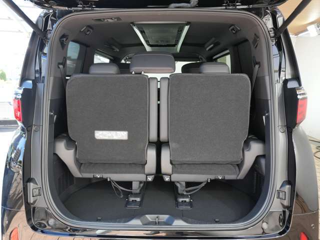 『法令12か月点検または24か月点検全車実施しております。指定工場、認証工場基準の交換対象バッテリー・ブレーキパット・オイル類・ACフィルター・ベルト・バルブ・タイヤ等。』安心整備です