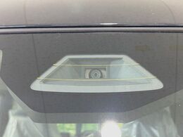 【スズキ　セーフティサポート】走行中に前方の車両等を認識し、衝突しそうな時は警報とブレーキで衝突回避と被害軽減をアシスト。より安全にドライブをお楽しみいただけます。