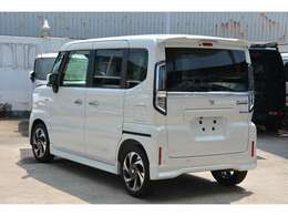 他各色、他グレードも新車専門店カーズカフェHPにて、ぜひご覧ください。ご注文ご契約、ローン事前審査、ご納車の流れや納期などはカーズカフェHPよりお問い合わせお電話等で、ご確認ください。