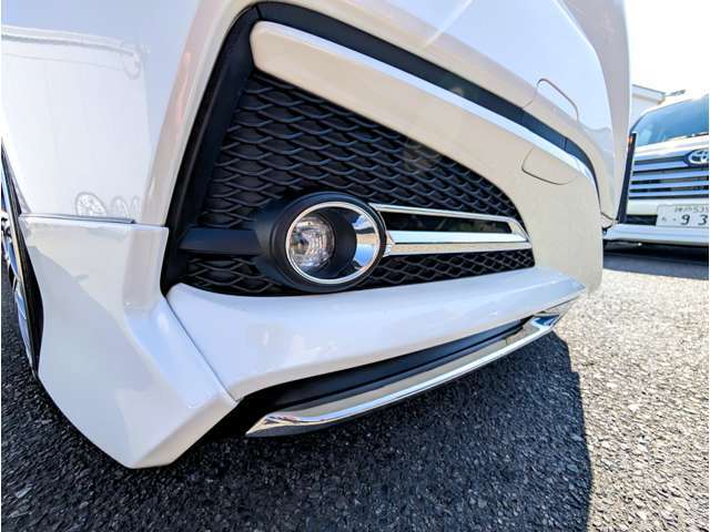 TRDフロントエアロも存在感ありカッコイイです！！