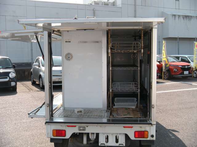 ☆装備充実の1台☆ぜひ現車をご覧ください☆