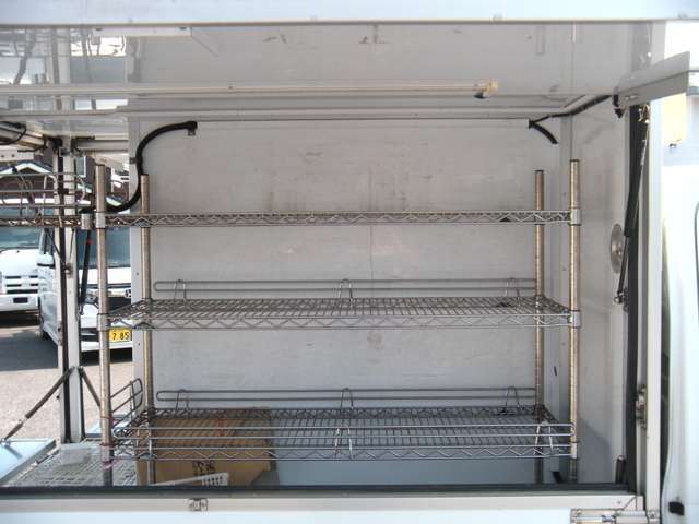 ☆装備充実の1台☆ぜひ現車をご覧ください☆