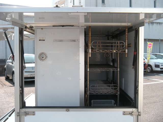 ☆装備充実の1台☆ぜひ現車をご覧ください☆