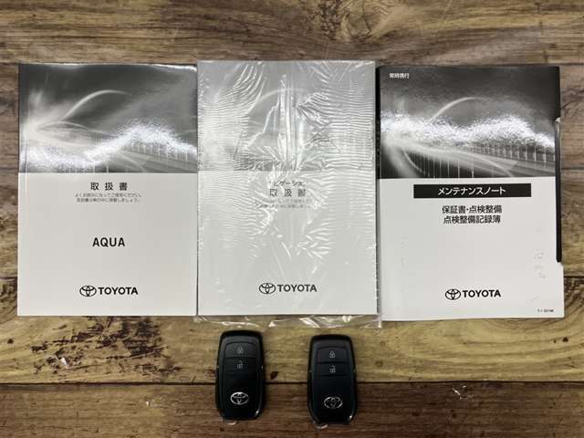 付属品のお写真はこちらです☆