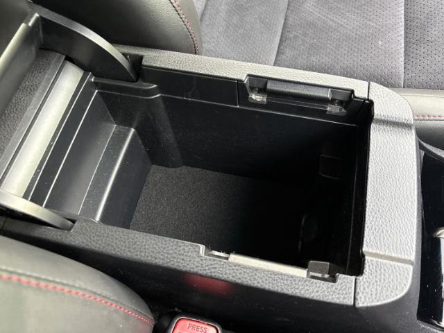 車選びにはお悩みがつきものです！具体的な購入までは検討していないけど車は気になるというお客様も大歓迎です！是非中古車購入の第一歩のお手伝いをさせてください！
